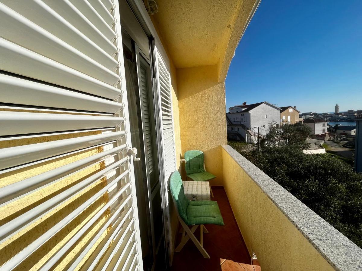 Apartments Maricic Banjol エクステリア 写真