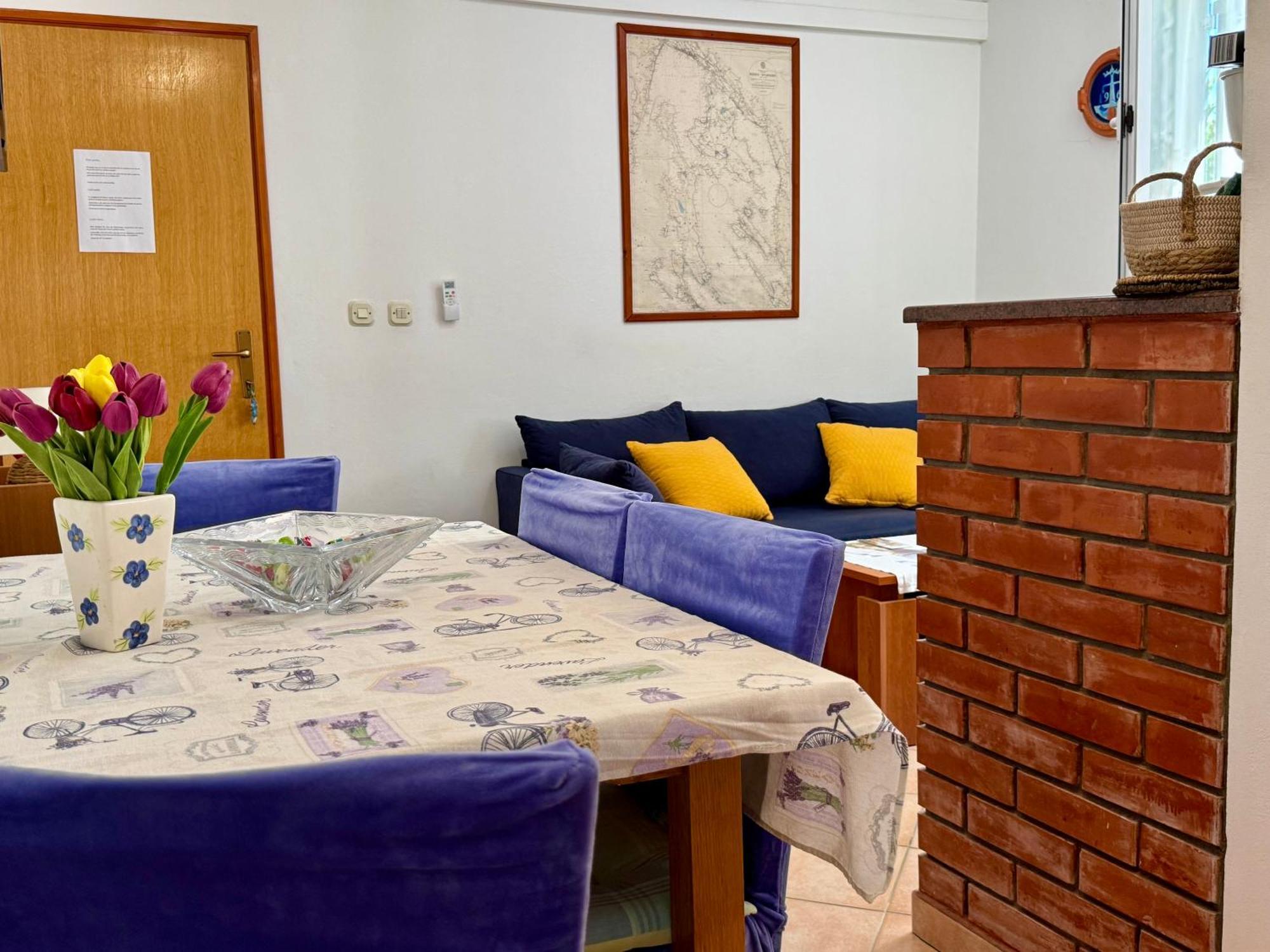 Apartments Maricic Banjol エクステリア 写真