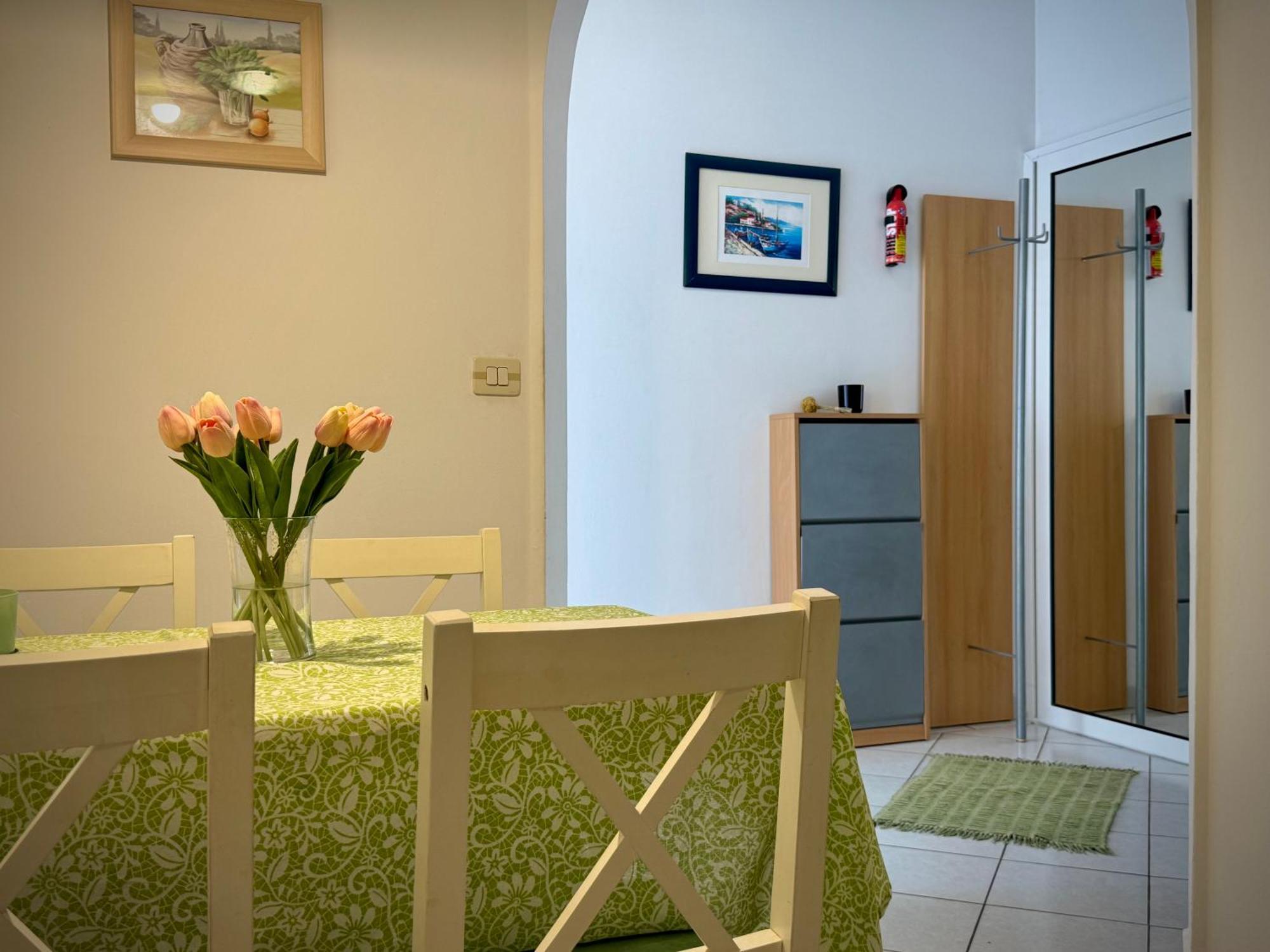 Apartments Maricic Banjol エクステリア 写真