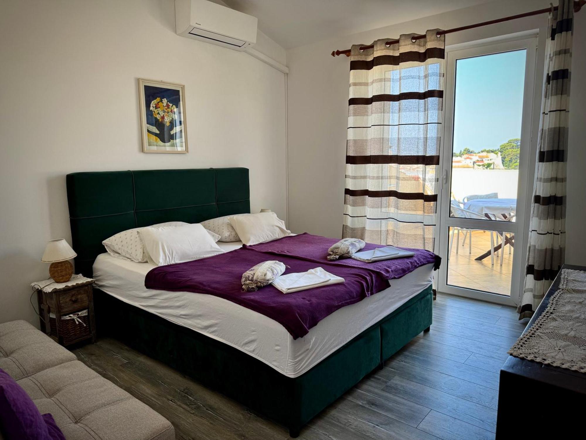 Apartments Maricic Banjol エクステリア 写真
